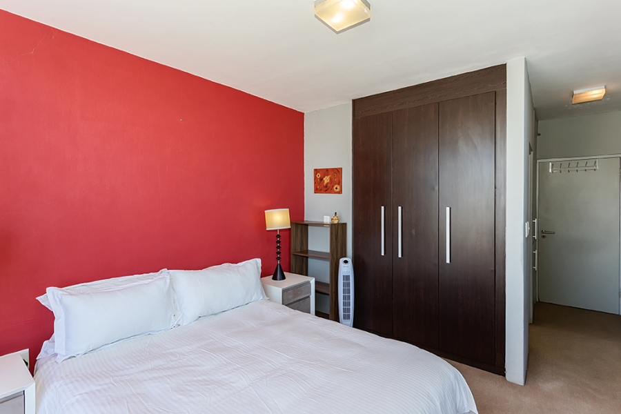 2 Bedroom Property for Sale in Bloubergrant Western Cape